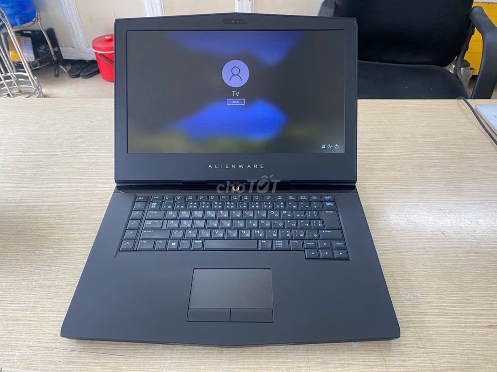Dell Alienware 15R3  i7 7820HK/ GTX 1080 MaxQ -8G. Mua bán Laptop tại Quận Nam Từ Liêm Hà Nội được đăng bởi Mạnh  hình 1