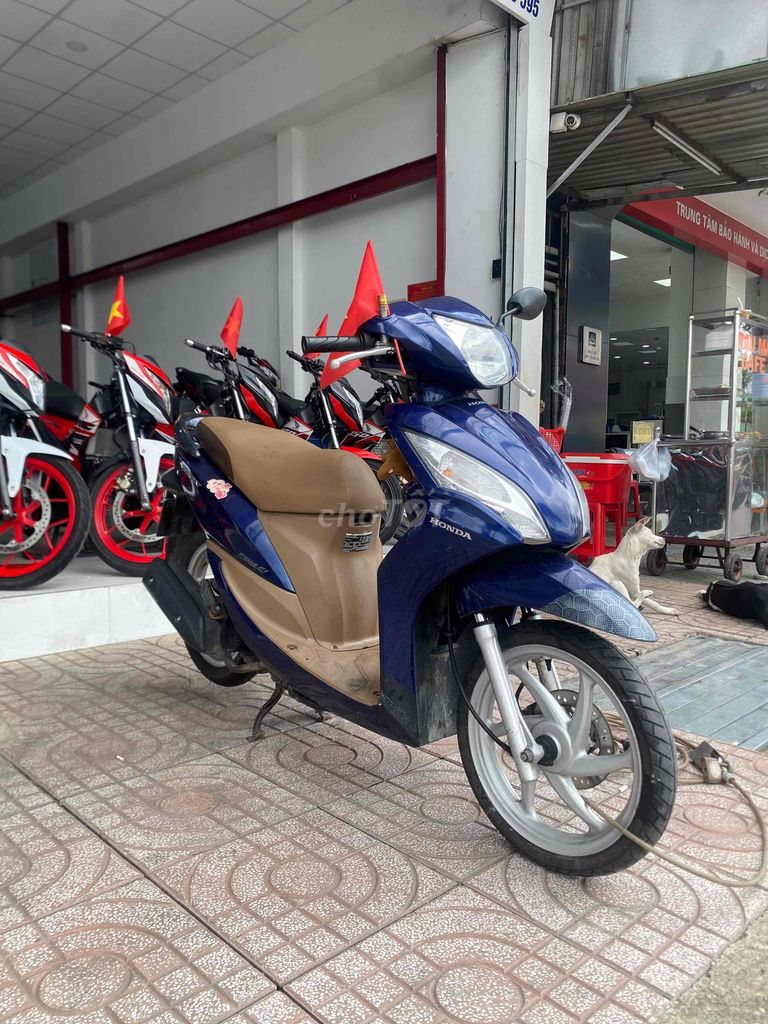 Honda Vision 110 đk 2013 màu xanh đen BST. Mua bán Xe máy tại Quận 12 Tp Hồ Chí Minh được đăng bởi Xe Máy Hoàng Giang An Sương  hình 1