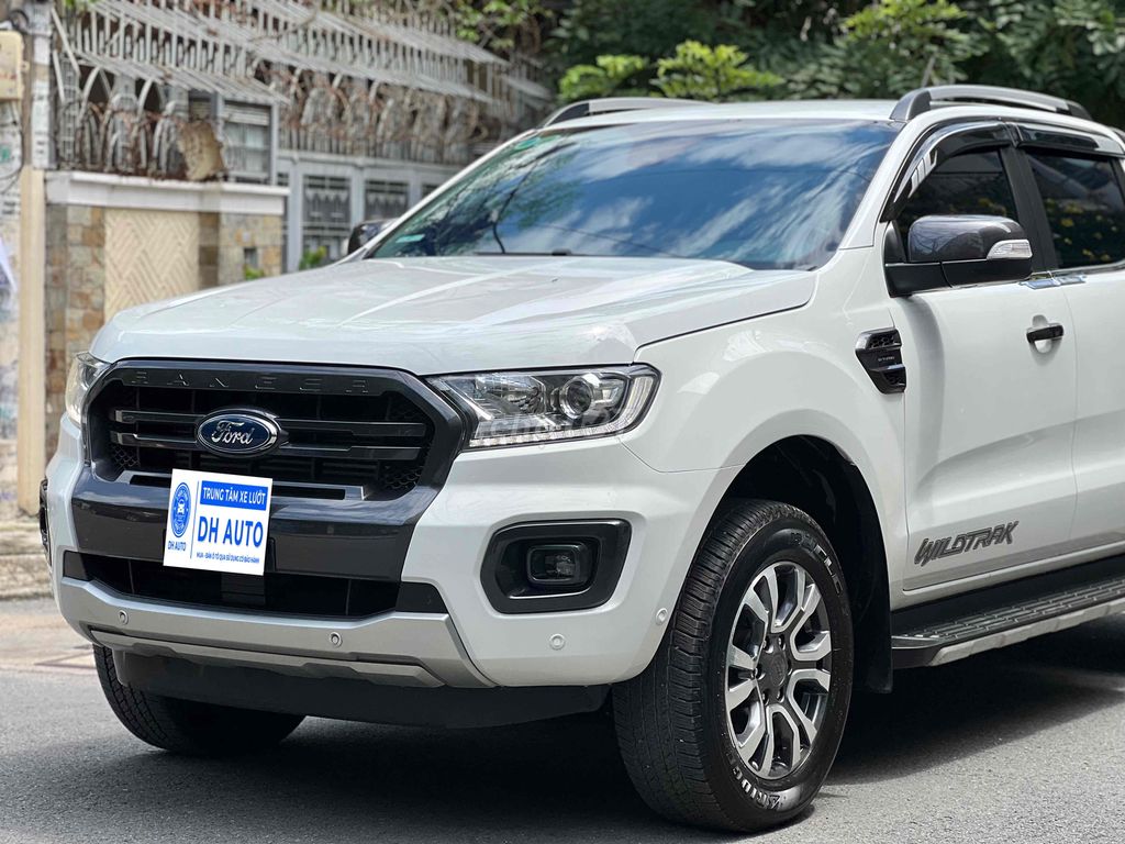 SIÊU CHẤT - WILDTRAK 2018 1 CHỦ - FULL BD HÃNG. Mua bán Ô tô tại Quận Gò Vấp Tp Hồ Chí Minh được đăng bởi DH AUTO FORD CHUYÊN XE FORD LƯỚT CHẤT LƯỢNG CAO hình 4