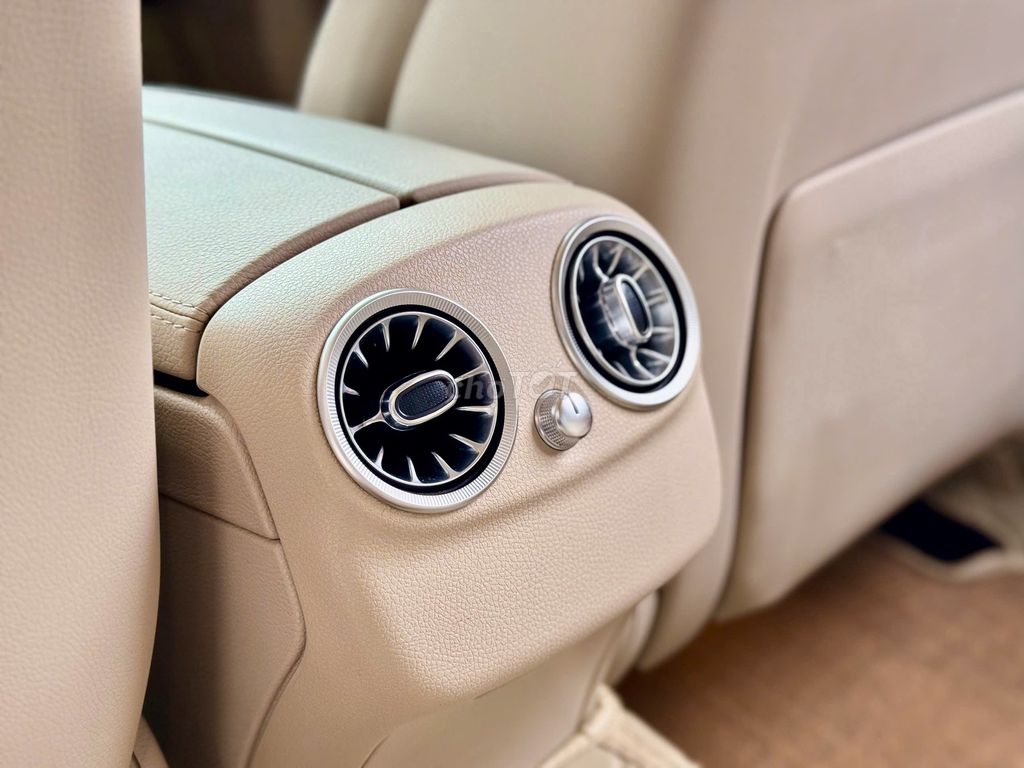 Mercedes-Benz C250 Exclusive 2016. Mua bán Ô tô tại Quận Thanh Xuân Hà Nội được đăng bởi Nguyễn Tuấn Hoàng hình 13