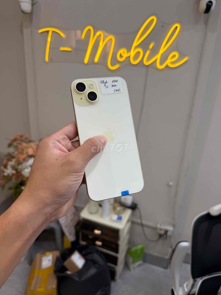 15 Plus 128Gb Quốc Tế zin full vàng pin 100%. Mua bán Điện thoại tại Quận Thanh Xuân Hà Nội được đăng bởi Ngô Tráng T Mobile hình 1