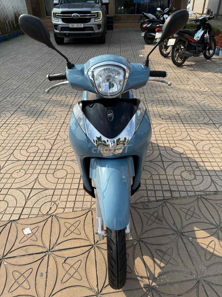 Sh mode 2014 màu hót.. Mua bán Xe máy tại Quận Ô Môn Cần Thơ được đăng bởi Trần Tùng hình 2