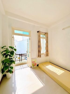 Studio BAN CÔNG lớn sát Phú Mỹ Hưng - Huỳnh Tấn Phát Q7