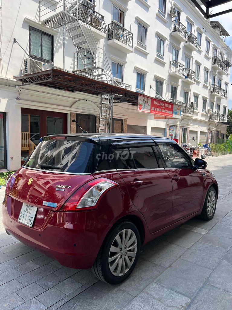 Suzuki Swift 2015 1.4 AT - 62000 km.