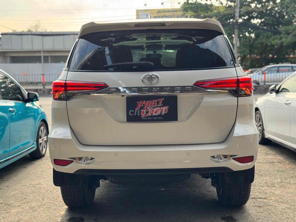 Toyota Fortuner 2018 2.7V 4x2 AT - 68000km một chủ. Mua bán Ô tô tại Thành phố Thủ Đức Tp Hồ Chí Minh được đăng bởi FASTCARS THÁI Ô TÔ CŨ  hình 5
