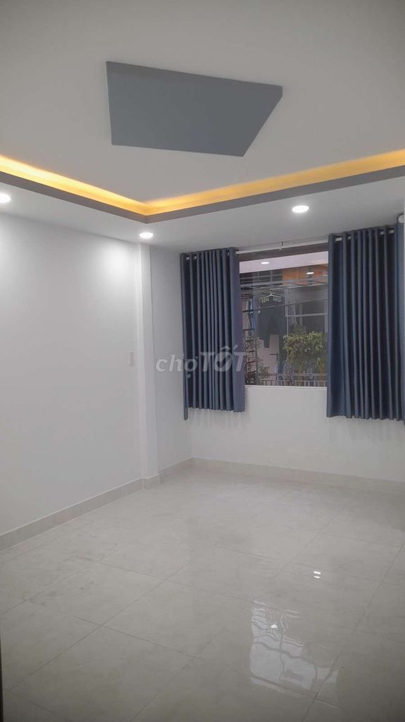 Bán gấp Nhà Đẹp Ngay KDC Tên Lửa: 36m2, 2 Lầu, Sổ Hồng Hoàn Công Ok