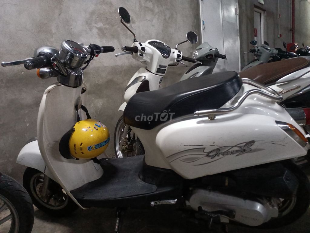 Chính chủ Cần bán xe 50cc Việt thái. Mua bán Xe máy tại Quận Thanh Xuân Hà Nội được đăng bởi Vinh Nguyen hình 2