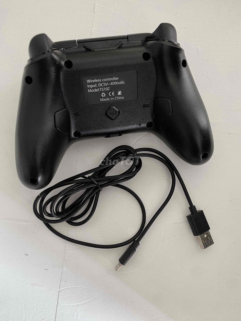 Tay cầm chơi game FIFA Online 4