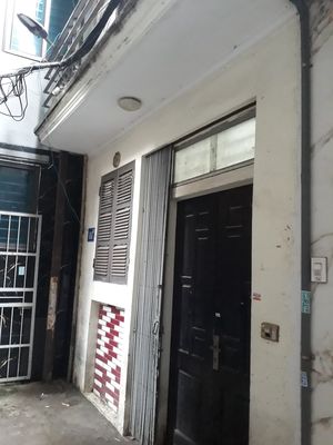 Mình cần bán căn nhà đang cho thuê 