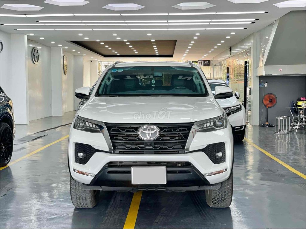 Toyota Fortuner 2023 Trắng máy Dầu STĐ Xe 1 Chủ