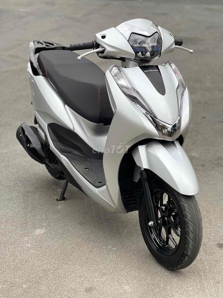 Honda Lead 125 2019 Full 4val Bạc. Mua bán Xe máy tại Quận 11 Tp Hồ Chí Minh được đăng bởi Hưng Từ hình 2