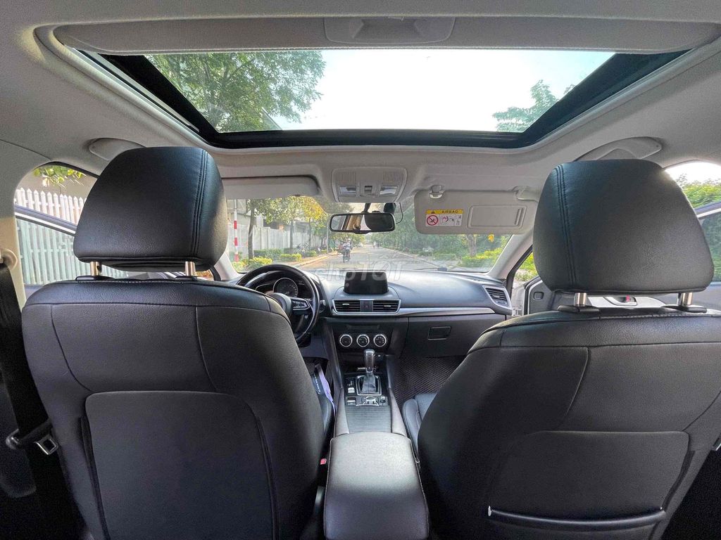 Mazda 3 1.5L Luxury  sản xuất 2019. Mua bán Ô tô tại Quận Hà Đông Hà Nội được đăng bởi A Huan  hình 14
