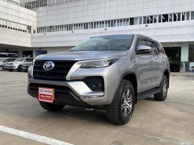 Toyota Fortuner 2020 Máy Dầu - Số Sàn Mẫu Mới 2021