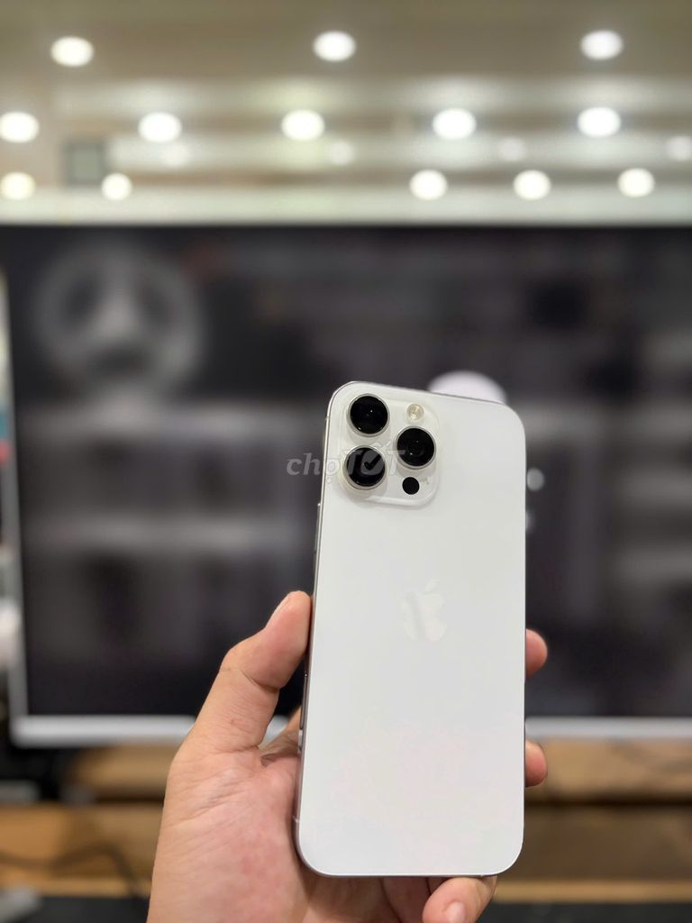 Apple iPhone 16 Pro Max 256GB Trắng VN/A 99%. Mua bán Điện thoại tại Quận Ninh Kiều Cần Thơ được đăng bởi Đức Toàn Mercedes  Benz Cần Thơ hình 1