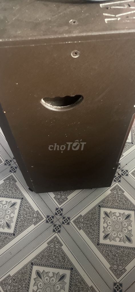 Loa Omaton màu Nâu. Mua bán Tivi, Âm thanh tại Thành phố Bạc Liêu Bạc Liêu được đăng bởi Nguyễn hoàng nAm hình 1