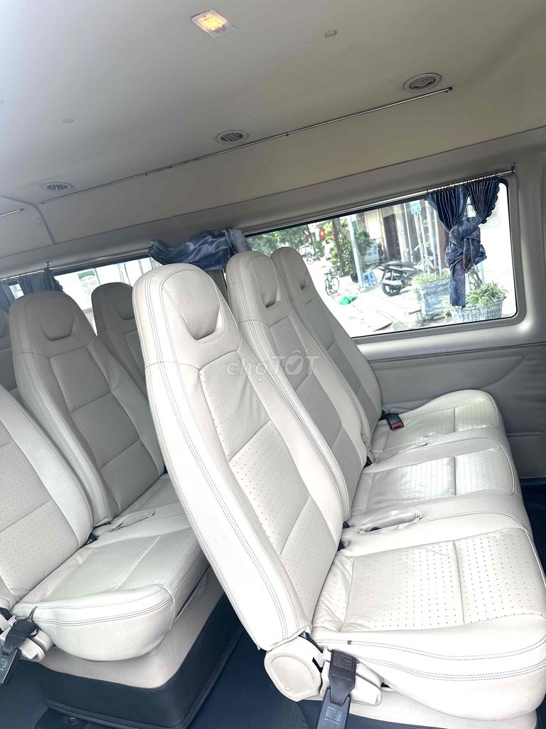 Ford Transit 2017 - 16c Luxury - 19000 km. Mua bán Ô tô tại Quận Long Biên Hà Nội được đăng bởi Nguyễn Văn Tuấn hình 8