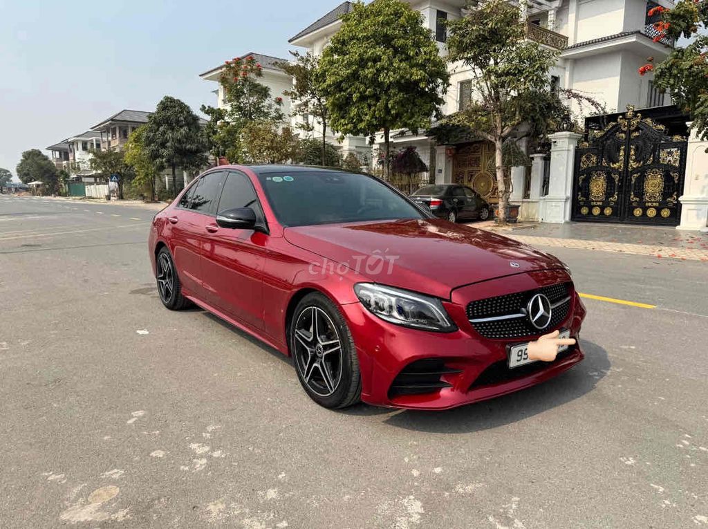 Mercedes Benz C Class 2021 C 300 AMG - 400000 km