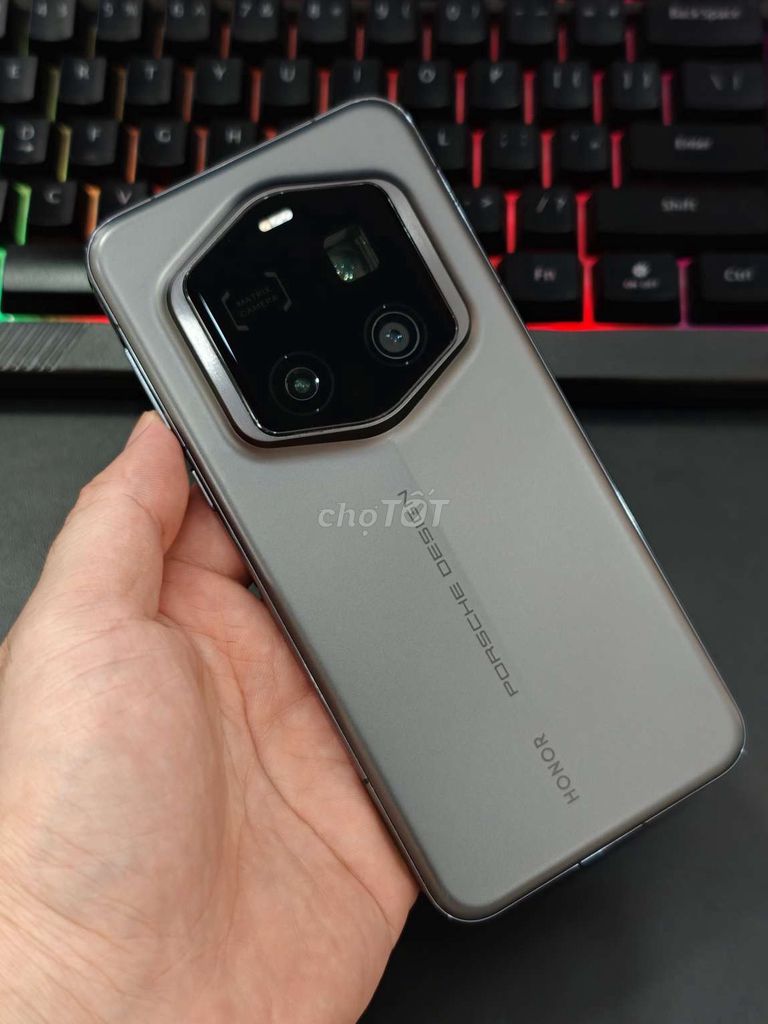 Honor Magic 7 RSR 16/512. Mua bán Điện thoại tại Quận Ninh Kiều Cần Thơ được đăng bởi Nguyễn Toàn hình 1