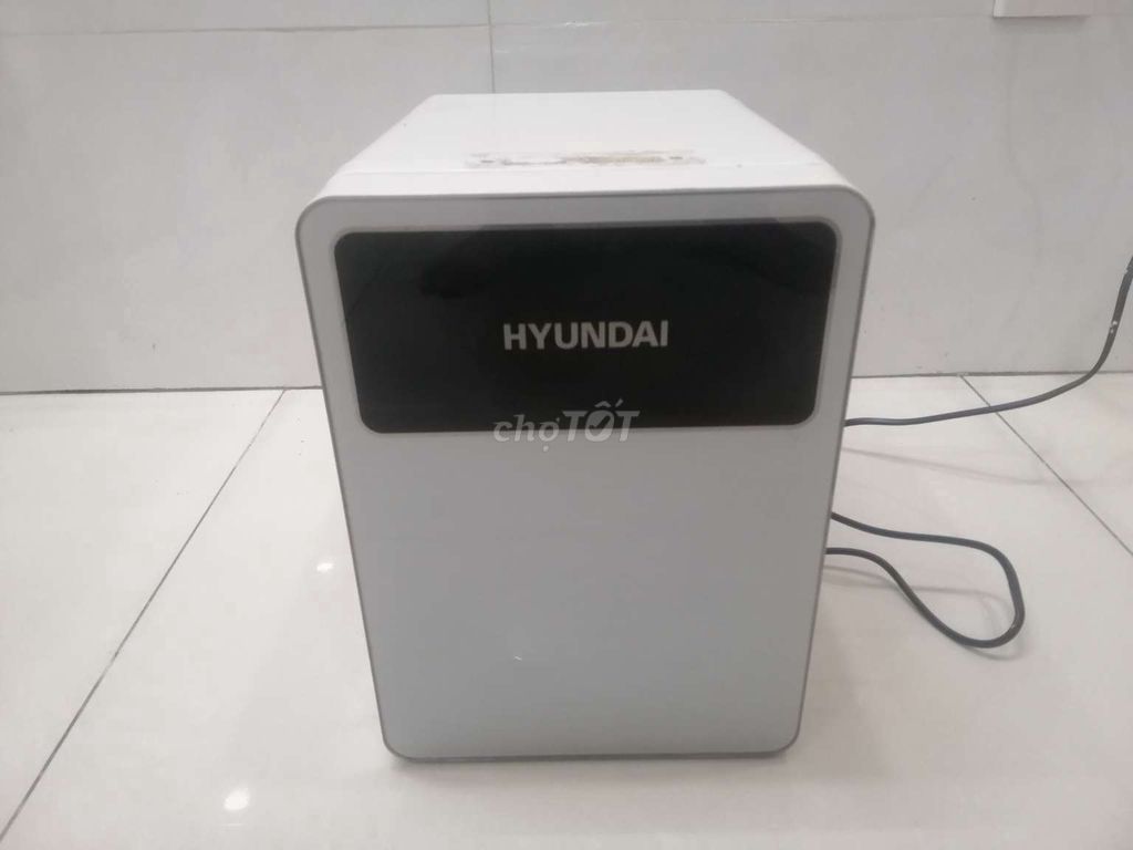 Tủ lạnh mini Hyundai 6L Trắng. Mua bán Tủ lạnh tại Thành phố Thủ Đức Tp Hồ Chí Minh được đăng bởi Bao Anh Deco hình 1