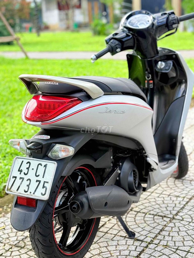 Janus 2018 biển 43. khoá smartkey. Mua bán Xe máy tại Quận Sơn Trà Đà Nẵng được đăng bởi AN  chuyên mua bán xe máy cũ tại 386 ngô quyền sơn trà đà nẵng  BÁN XE TRẢ GÓP hình 12