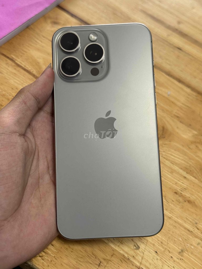 cần bán 15 Pro Max 256GB Zin. Mua bán Điện thoại tại Thị xã Tân Uyên Bình Dương được đăng bởi Bar wind hình 1