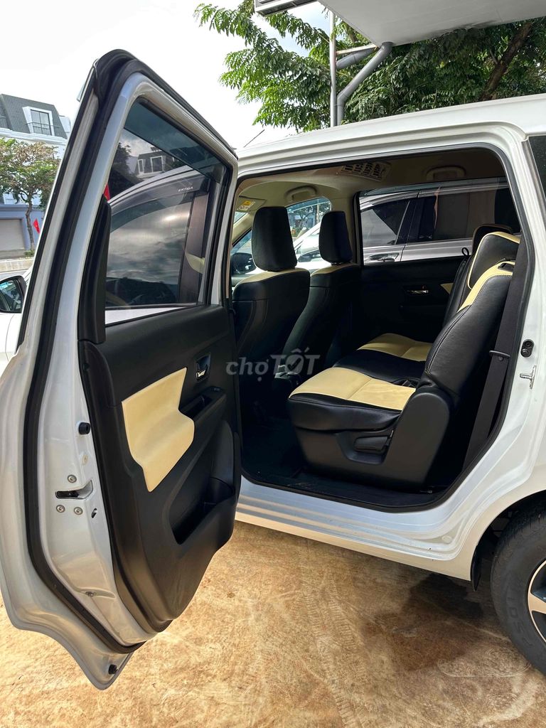 Suzuki Ertiga 2019 GLX 4AT. Mua bán Ô tô tại Thành phố Buôn Ma Thuột Đắk Lắk được đăng bởi Trương Thanh hình 4