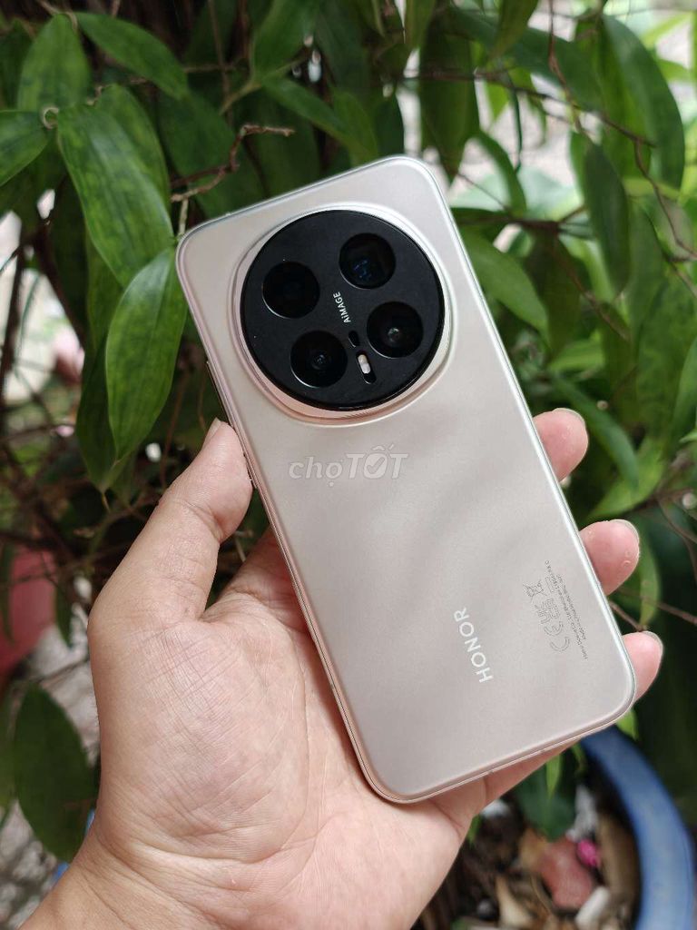 Honor Magic8 Pro QT 12GB/512GB Vàng. Mua bán Điện thoại tại Thành phố Thuận An Bình Dương được đăng bởi K E N hình 1
