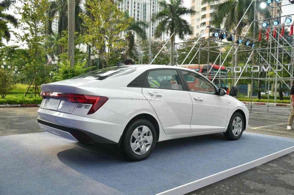 Accent 1.5 MT Số sàn - trả trước 79tr có xe. Mua bán Ô tô tại Huyện Càng Long Trà Vinh được đăng bởi Đạt Hyundai Bến Tre hình 5