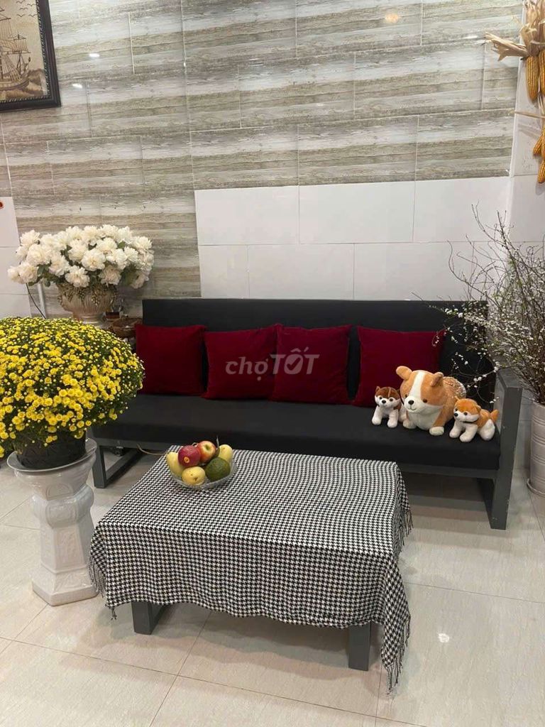 Bộ bàn ghế Gỗ Vải Hiện đại. Mua bán Bàn ghế tại Thành phố Nha Trang Khánh Hòa được đăng bởi Anthony Nguyễn hình 1