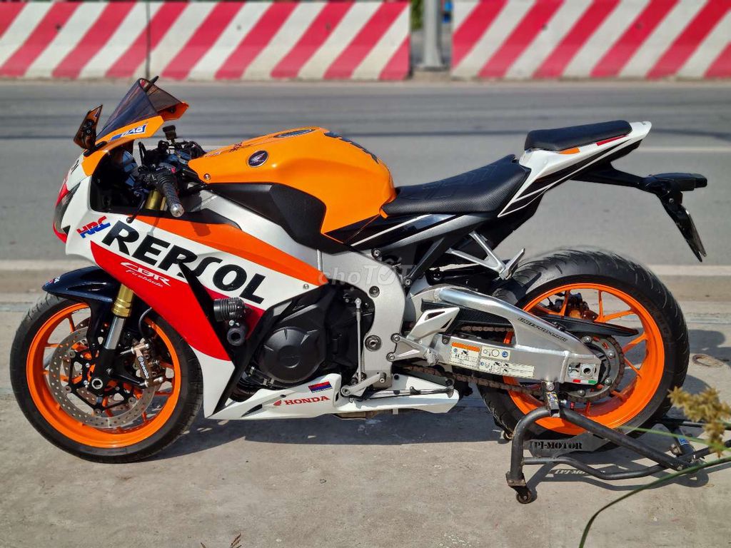 Honda CBR1000RR Repsol 2015 xe đẹp máy Zin êm .. Mua bán Xe máy tại Huyện Bình Chánh Tp Hồ Chí Minh được đăng bởi Minh  hình 10
