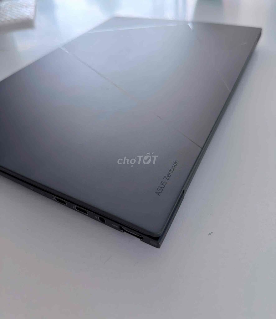ASUS ZENBOOK Xám. Mua bán Laptop tại Thành phố Biên Hòa Đồng Nai được đăng bởi Anh Thư hình 1