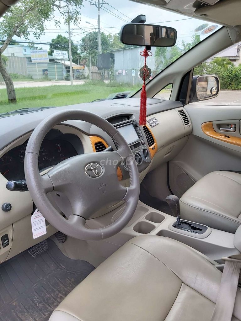 0913819136 - Bán xe toyota inova v tự động 2010 còn mới