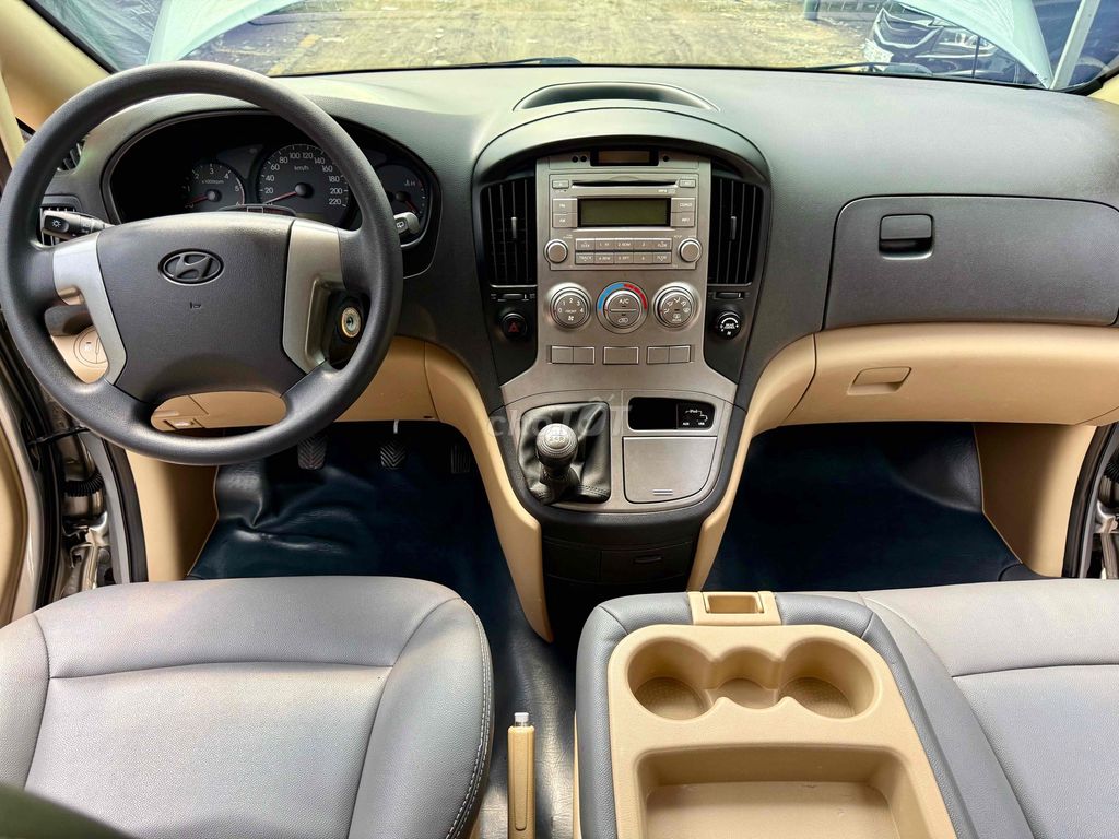Hyundai Grand Starex 2015 máy dầu 9 chỗ. Mua bán Ô tô tại Quận Gò Vấp Tp Hồ Chí Minh được đăng bởi Bình An Ôtô  hình 6