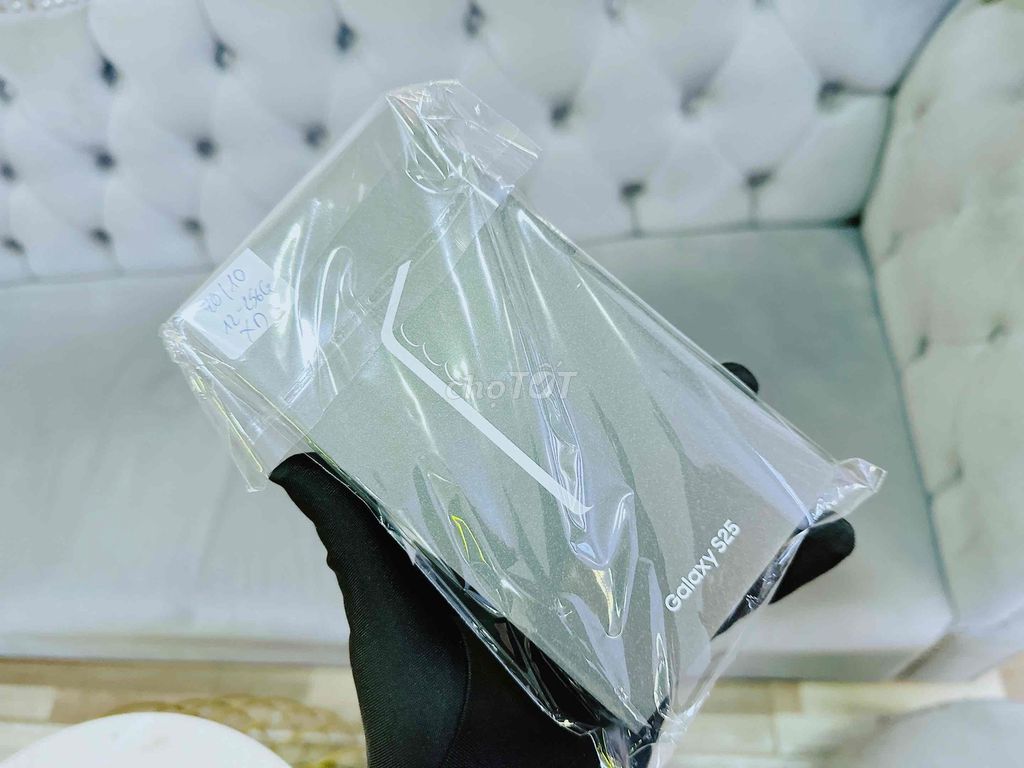 Samsung S25 5G 256G xanh Blue fullbox newseal 100%. Mua bán Điện thoại tại Quận Hải Châu Đà Nẵng được đăng bởi Hoàng Anh Tuấn hình 1