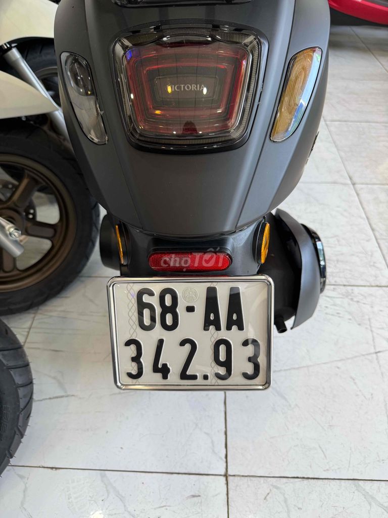 Siêu Cọp - VESPA 50cc - 2025. Như Xe Mới Salon. Mua bán Xe máy tại Thành phố Rạch Giá Kiên Giang được đăng bởi XE MÁY CŨ TÂN 128 hình 15