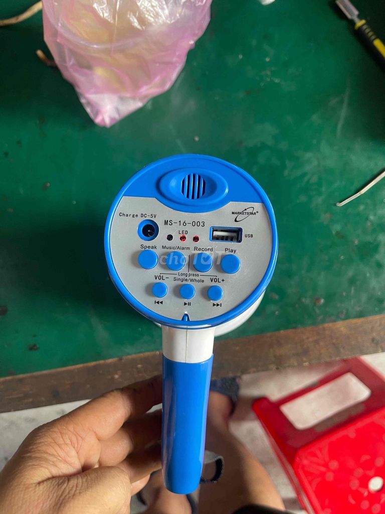 Loa cầm tay MARKESTAR MS-16-003 Xanh trắng. Mua bán Tivi, Âm thanh tại Quận Tân Bình Tp Hồ Chí Minh được đăng bởi sữa chữa mua bán Điện tử điện gia dụng  hình 1