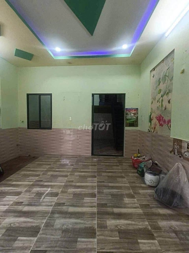 Bán nhà gác lửng 50m2 Dĩ An, Bình Dương