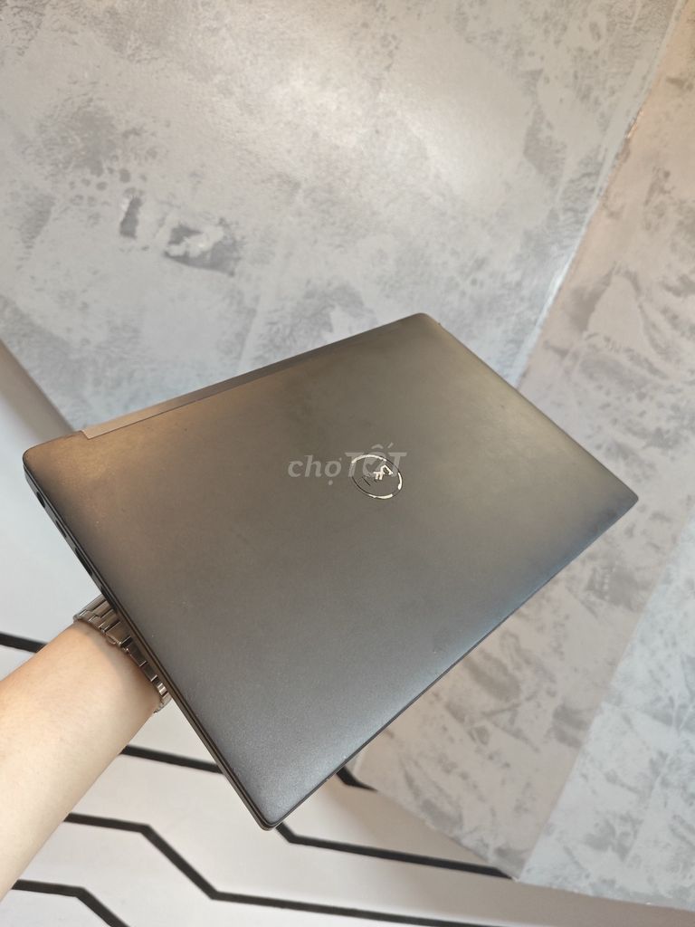 Dell Latitude 7390 i7-7600U 13.3 inch 8GB/256GB. Mua bán Laptop tại Thành phố Thanh Hóa Thanh Hóa được đăng bởi FIP FIP hình 1