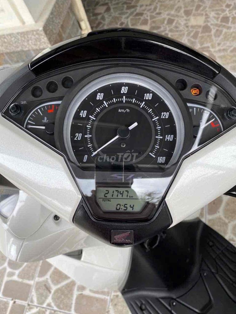 sh 150 abs 2018 màu trắng. Mua bán Xe máy tại Quận Bình Thuỷ Cần Thơ được đăng bởi vũ hình 4