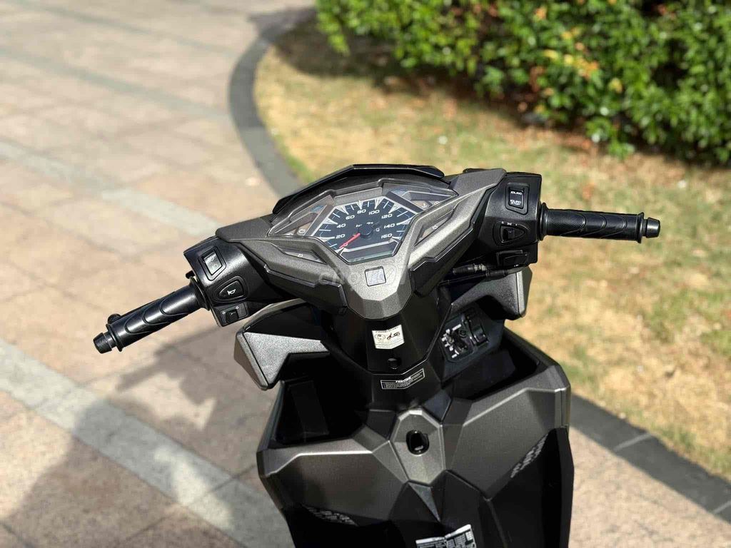 Vario 150i Vàng Cát Form cũ date 2018 BSTP lướt. Mua bán Xe máy tại Quận 11 Tp Hồ Chí Minh được đăng bởi tanmap hình 4