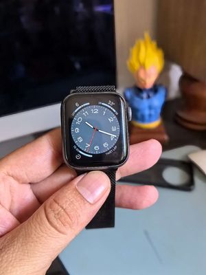 Apple Watch series 4 40 mm lte