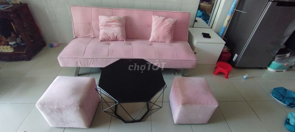 Ghế sofa vải hiện đại màu Hồng. Mua bán Bàn ghế tại Huyện Hóc Môn Tp Hồ Chí Minh được đăng bởi Gon Nguyễn hình 1
