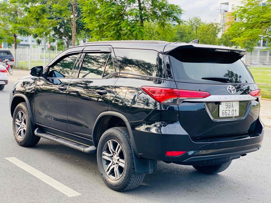 Toyota Fortuner 2017 2.4G 4x2 - 190000 km. Mua bán Ô tô tại Quận Hoàng Mai Hà Nội được đăng bởi anh Biên hình 5