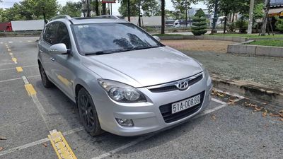 Hyundai i30 số tự động nhập hàn. Mua bán Ô tô tại Thành phố Thủ Dầu Một Bình Dương được đăng bởi Tuệ An