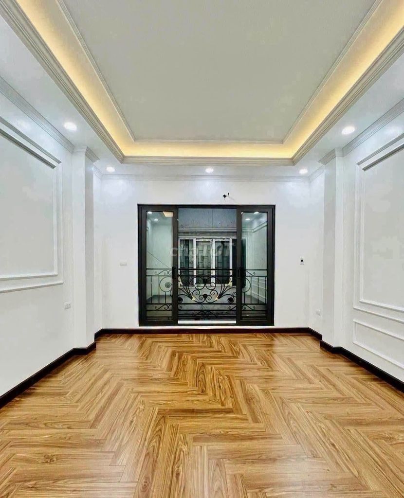 Продается дом площадью 36 м², Нгуен Ван Трой, Тхань Суан, лифт, автомобиль