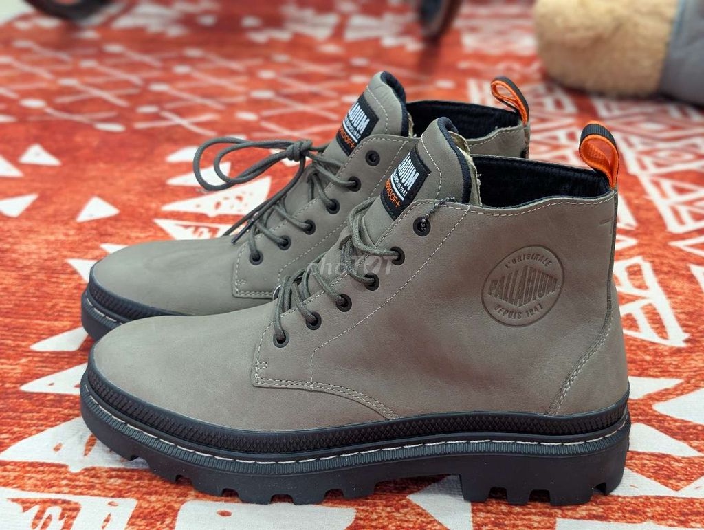 Boot Palladium Leather Water Proof size 42 mới100%