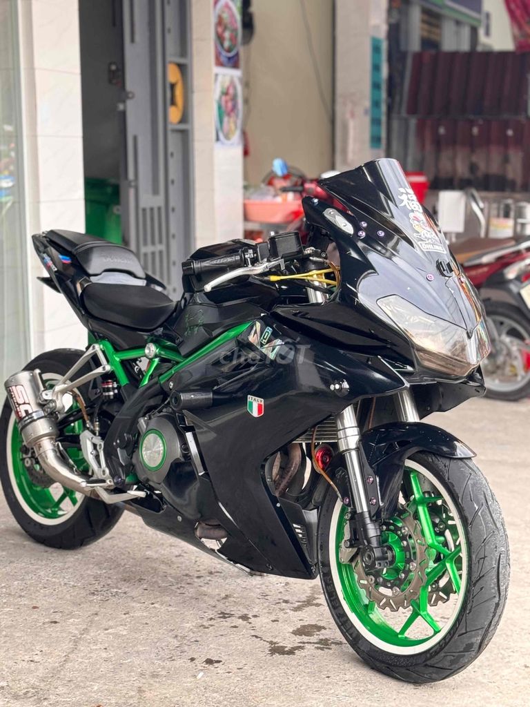 Cần bán Benelli BN302R 2018 Biển SG 9 chủ