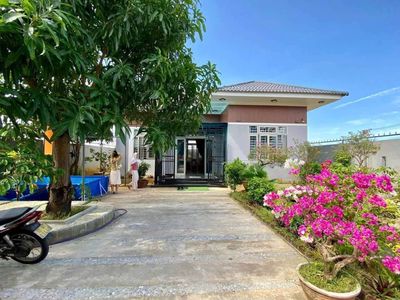 Rent · 2 bd · 300 м² · Quận Ngũ Hành Sơn, ул. Đường Đạm Phương