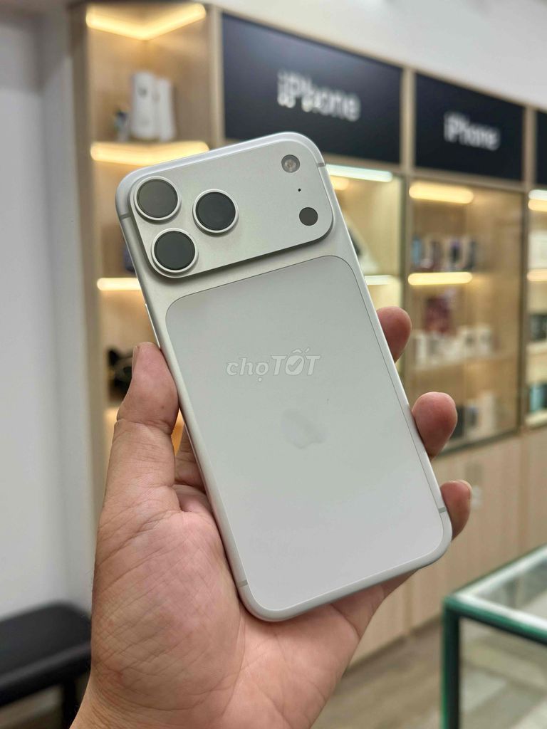 iPhone 17 Promax 256GB Bạc 99% - Giá quá xịn 🔥🔥🔥. Mua bán Điện thoại tại Thành phố Biên Hòa Đồng Nai được đăng bởi KIM MOBILE BIÊN HÒA hình 1