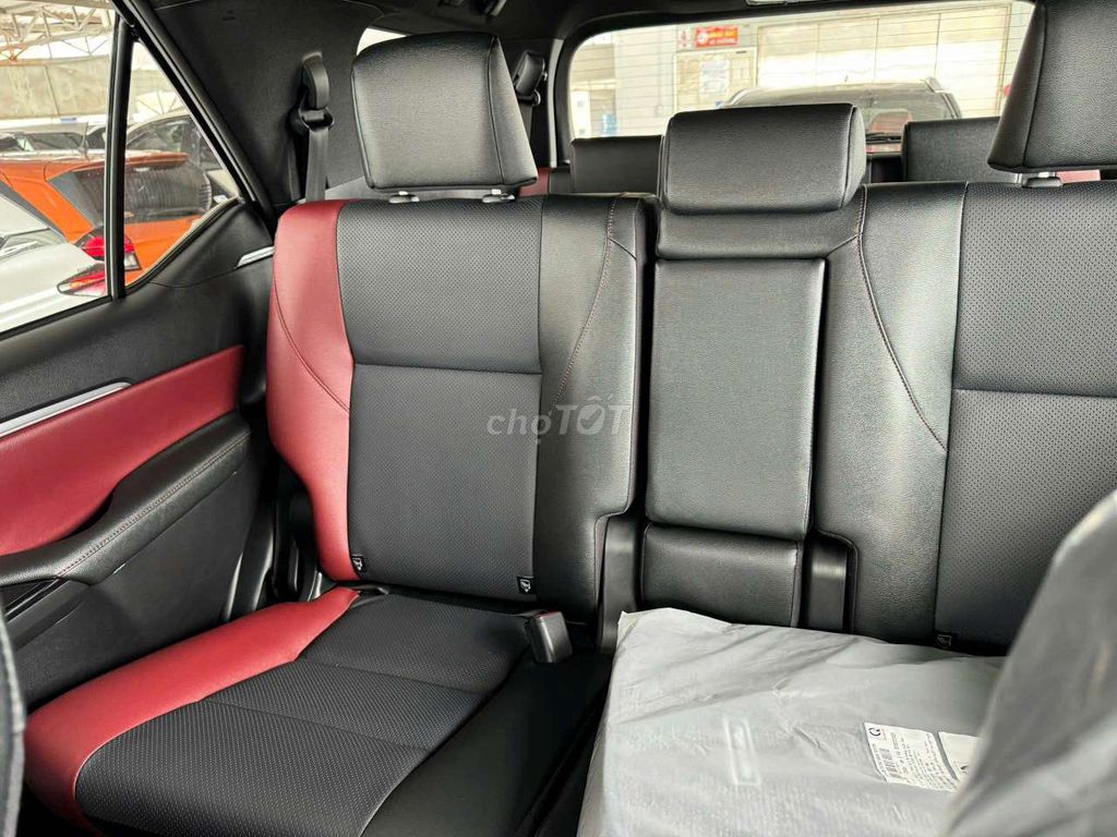 Toyota fortuner legender- 0 km. Mua bán Ô tô tại Thành phố Thủ Đức Tp Hồ Chí Minh được đăng bởi Ms Hiệp  hình 7